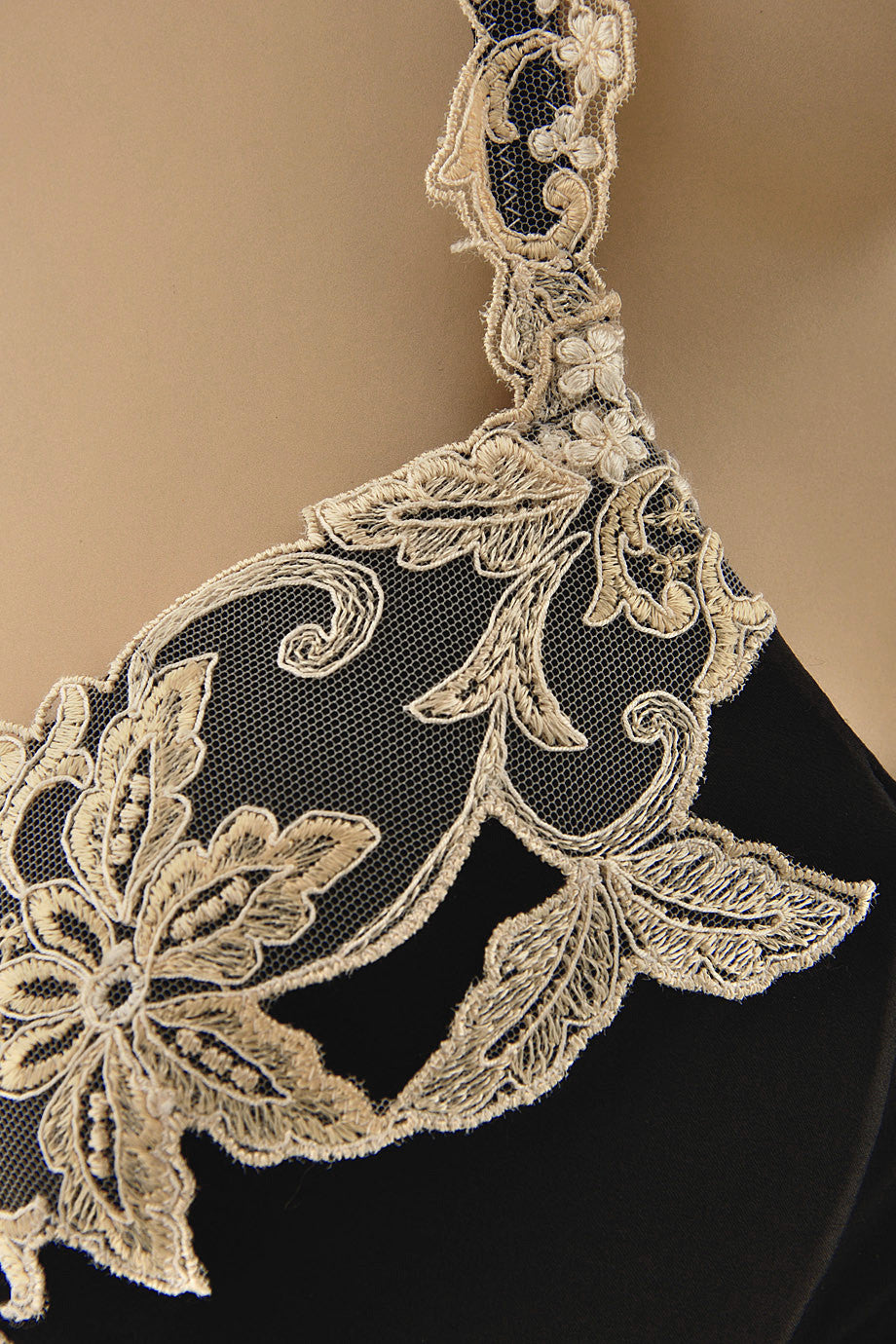 Σατινέ Μαύρο Σουτιέν - Cotton Club | Γυναικεία Εσώρουχα