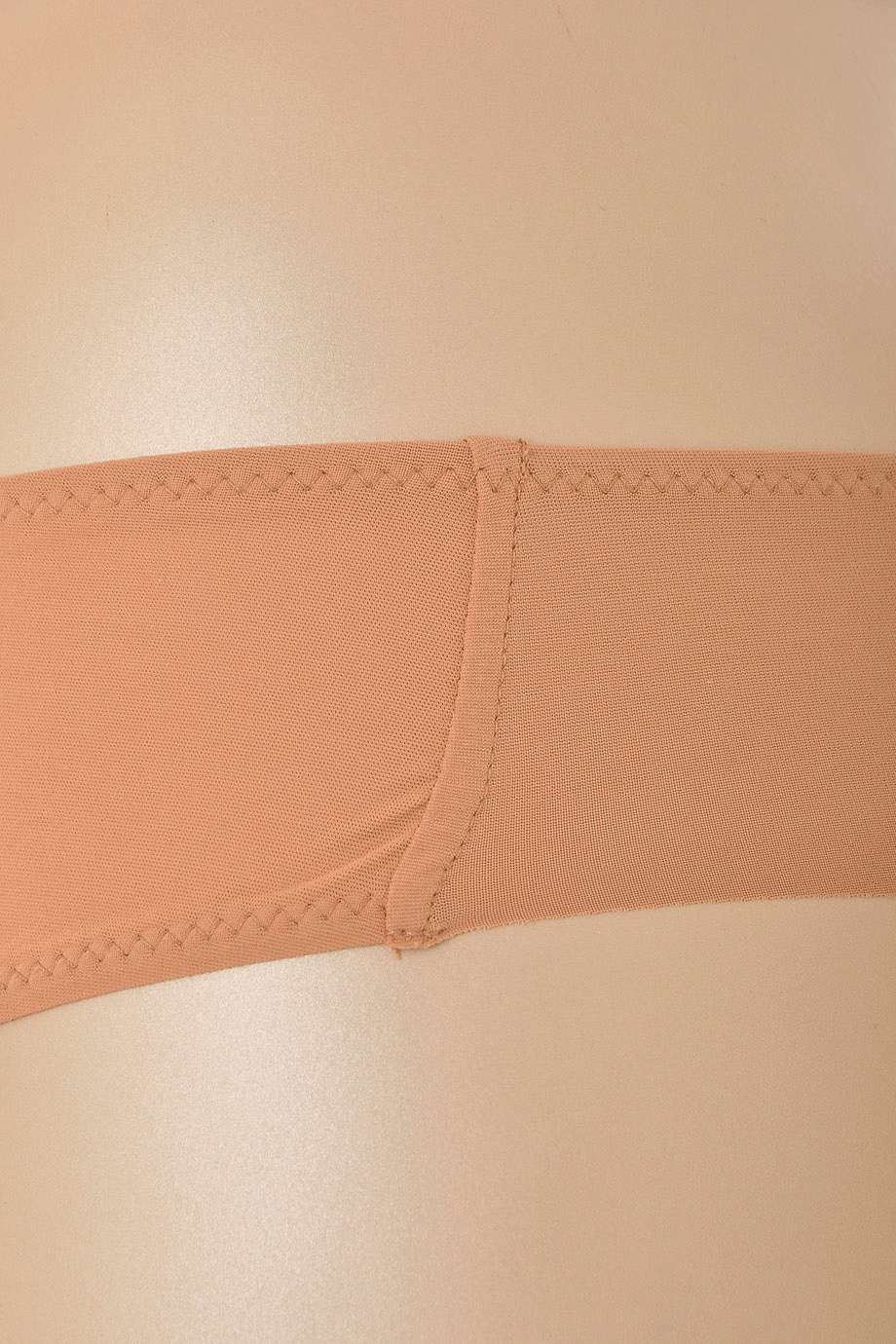 Μπεζ Στρινγκ - La Perla | Γυναικεία Εσώρουχα