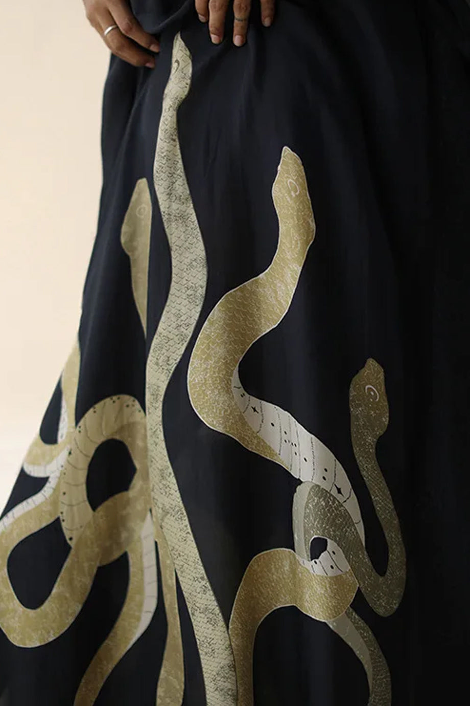 Medusa Veil Καφτάνι με σχέδιο Φιδιών | Γυναικεία Ρούχα - Beachwear - Loungewear | Medusa Veil – Snake Motif Kaftan