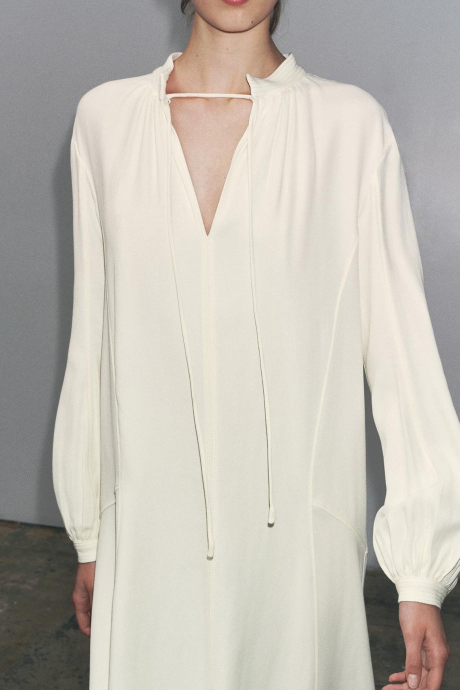 Ecru Μίντι Φόρεμα με Σχέδιο Δεσίματος στο Λαιμό | Φορέματα - Casual Dresses | Ecru Midi Dress with Tie-Neck Detail